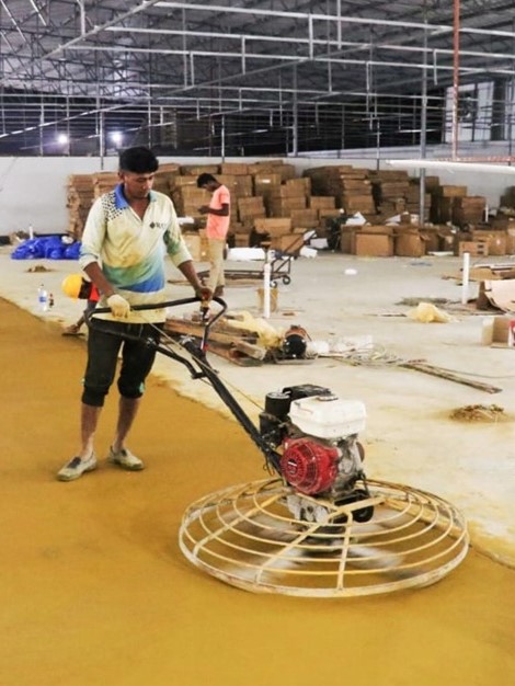 A person contacting support team